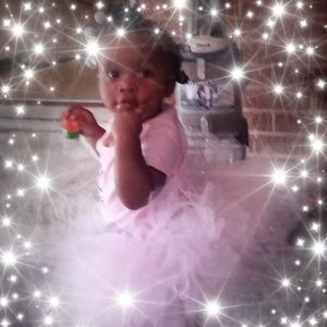 Meet your Posher, Dakota